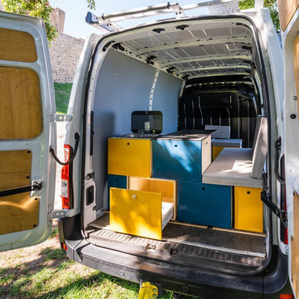 dormire in Renault Master 2 Veicolo commerciale