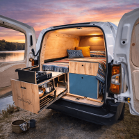 Modulare Campingbox & Camper Ausbau Module für Kleintransporter Modulare Campingbox & Camper Ausbau Module für Kleintransporter